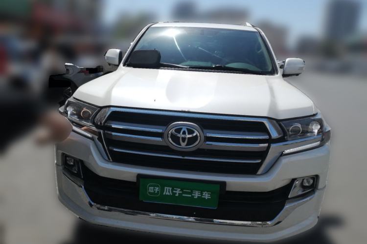 Used Toyota Land Cruiser  Front