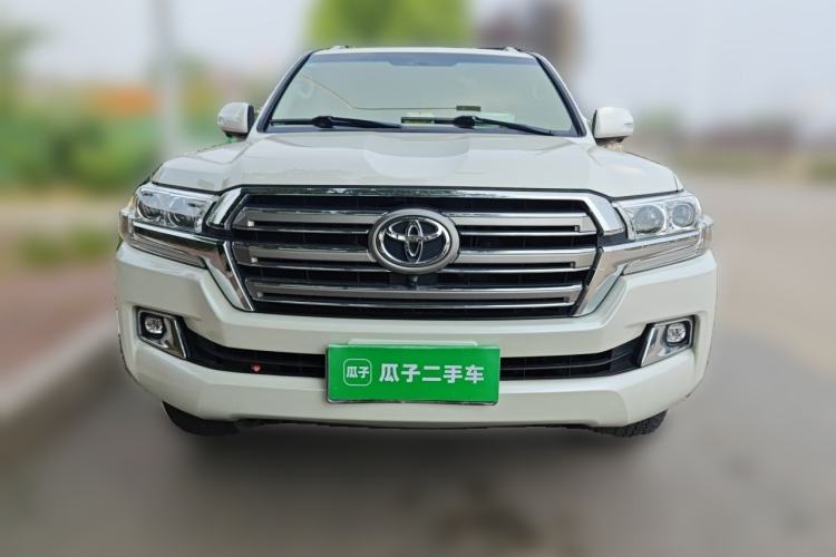 Used Toyota Land Cruiser  Front