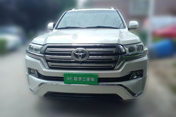 Used Toyota Land Cruiser  Front
