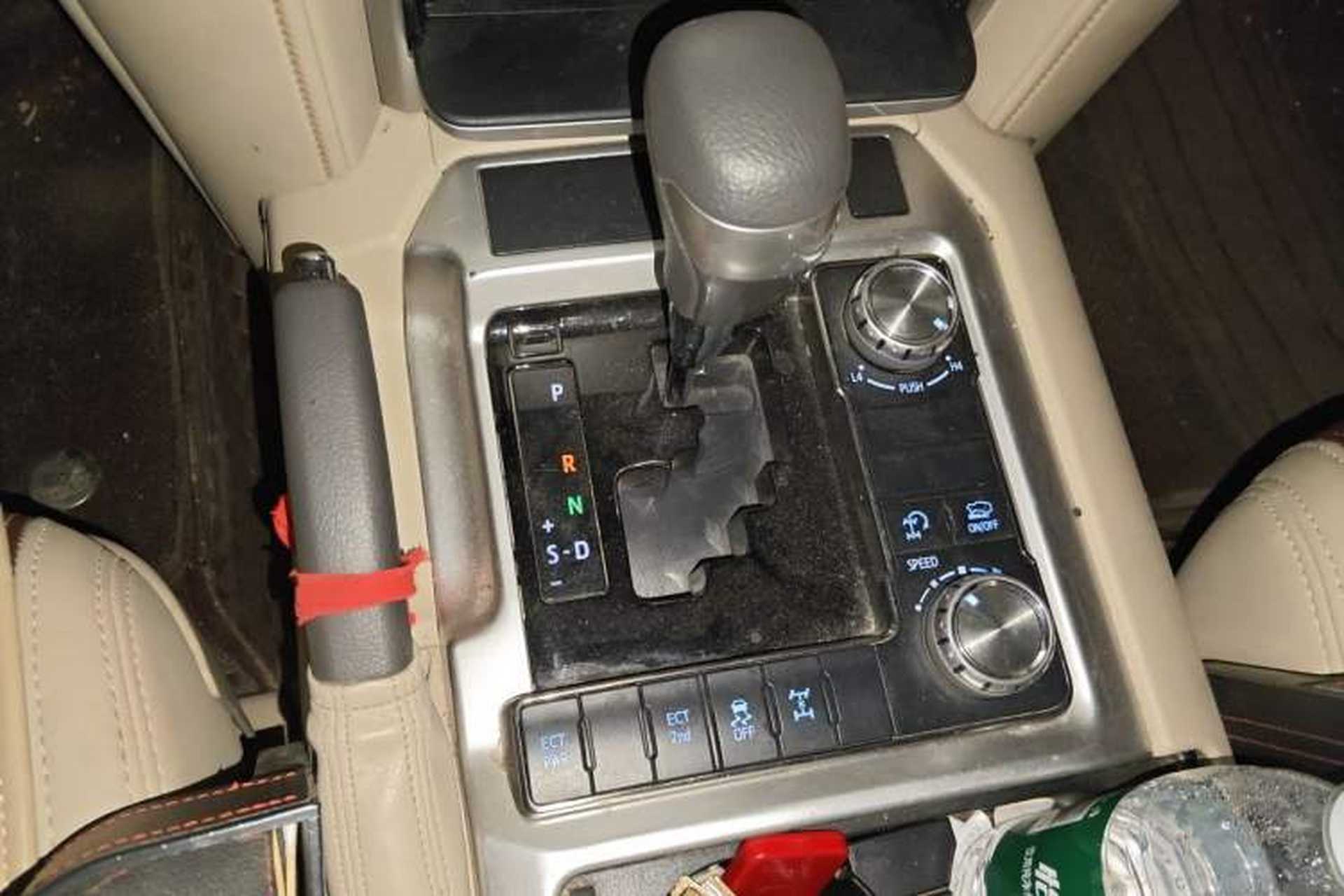Used Toyota Land Cruiser 2019 4.0L GX-R 5-Seater Parallel Import Gear Lever