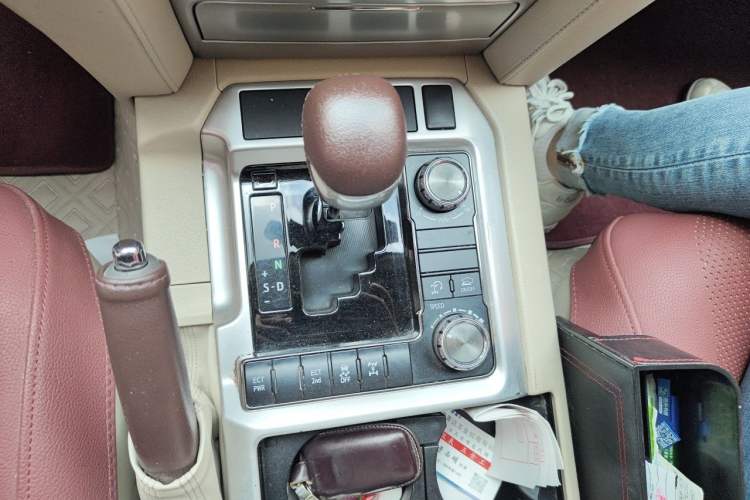 Used Toyota Land Cruiser  Gear Lever