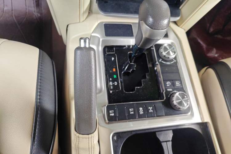 Used Toyota Land Cruiser  Gear Lever