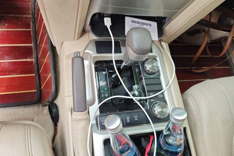 Used Toyota Land Cruiser  Gear Lever