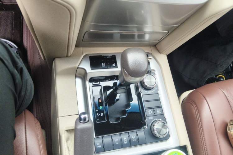 Used Toyota Land Cruiser  Gear Lever
