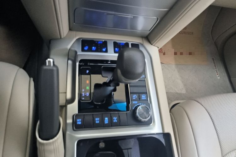 Used Toyota Land Cruiser 2019 4.0L 7-Seater Automatic Transmission Middle East Version Gear Lever
