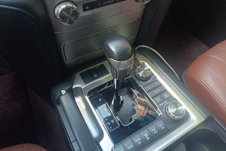 Used Toyota Land Cruiser  Gear Lever