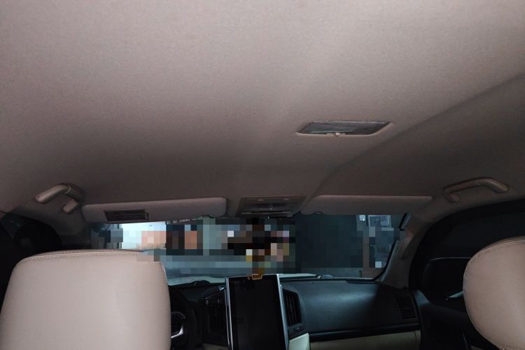 Used Toyota Land Cruiser 2019 4.0L Iron Wheels Refrigerator with Electric Base Basic Version—Middle East Headliner