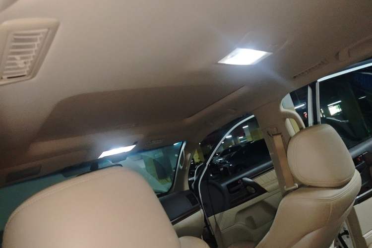 Used Toyota Land Cruiser  Headliner
