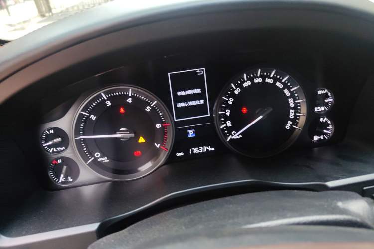Used Toyota Land Cruiser 2019 4.0L VX-R Lowered Suspension Middle East Instrument Cluster