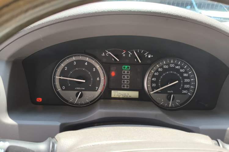 Used Toyota Land Cruiser  Instrument Cluster