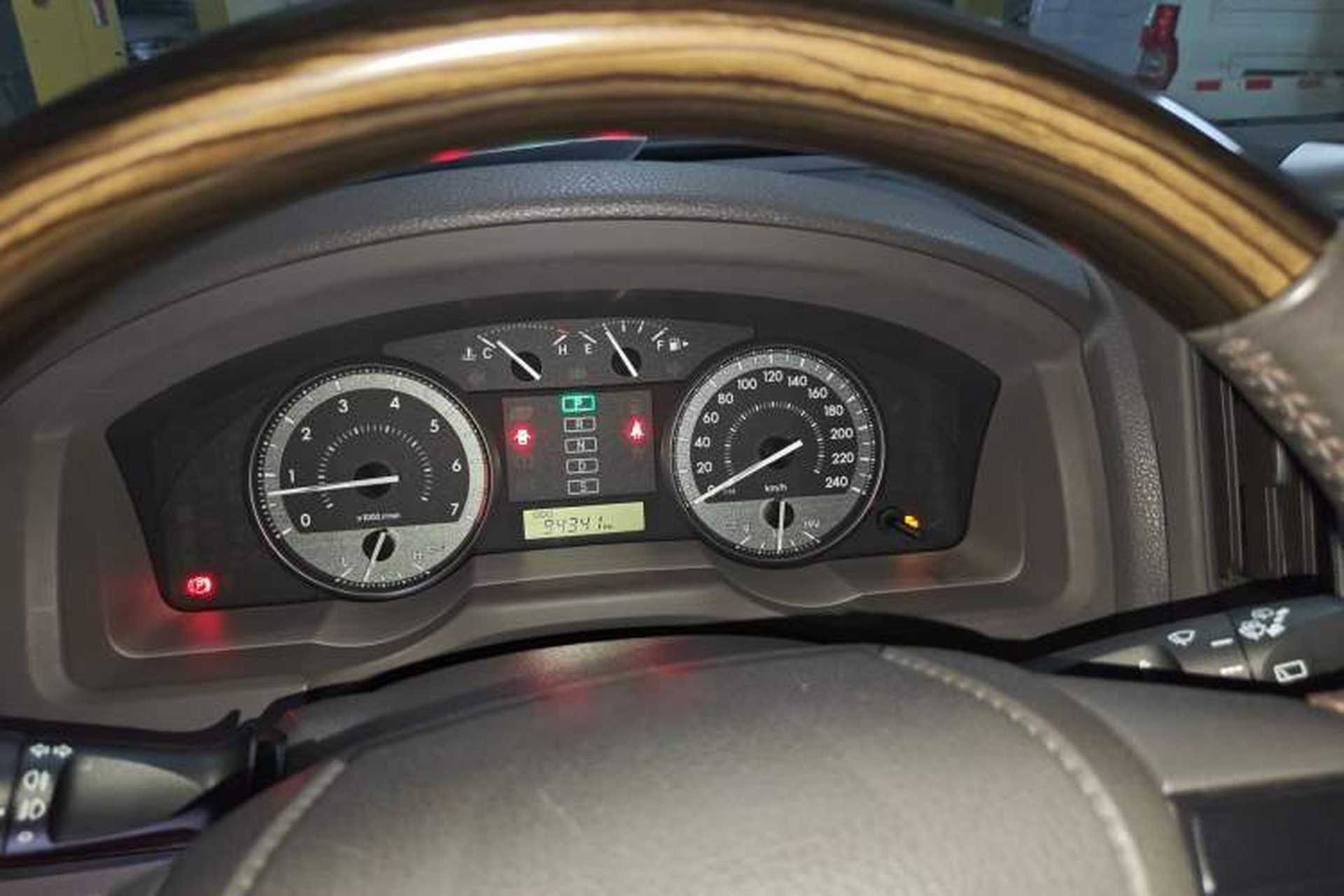 Used Toyota Land Cruiser  Instrument Cluster