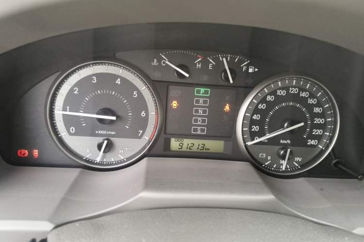 Used Toyota Land Cruiser  Instrument Cluster