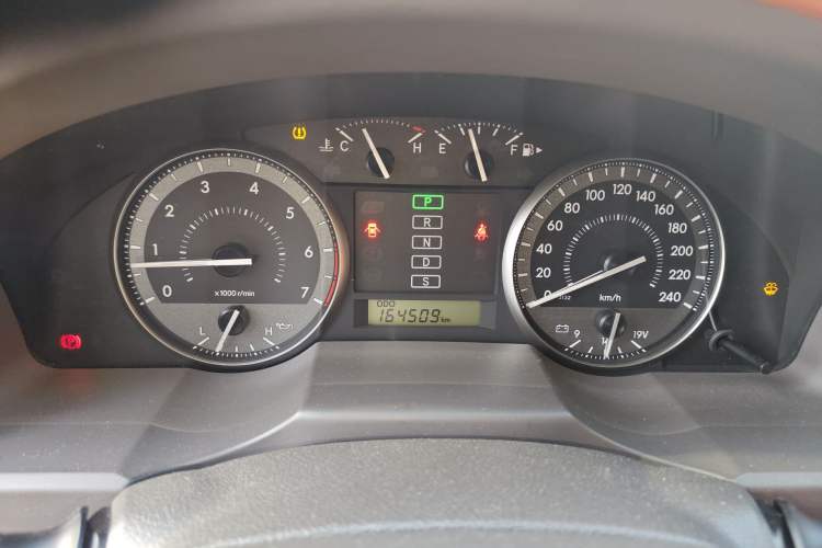 Used Toyota Land Cruiser  Instrument Cluster