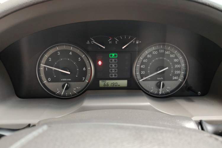 Used Toyota Land Cruiser  Instrument Cluster