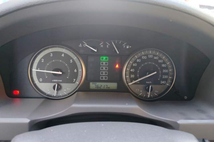 Used Toyota Land Cruiser  Instrument Cluster