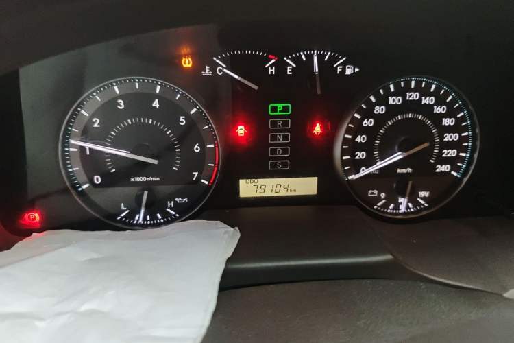 Used Toyota Land Cruiser  Instrument Cluster