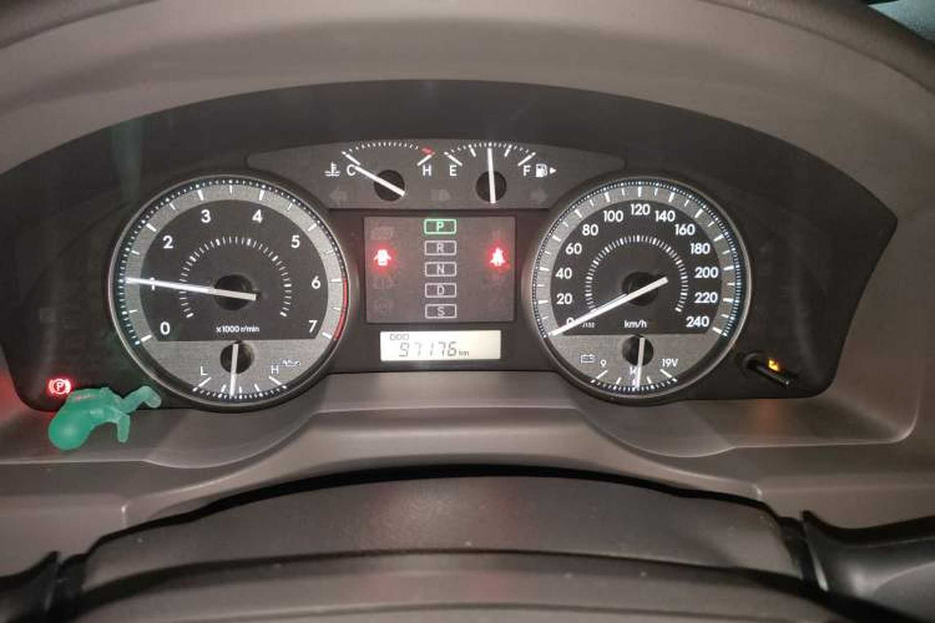 Used Toyota Land Cruiser  Instrument Cluster