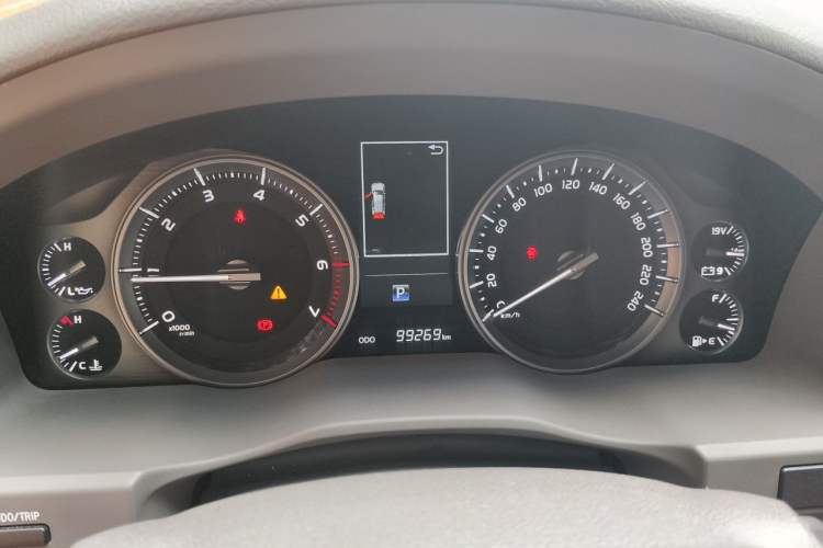 Used Toyota Land Cruiser  Instrument Cluster