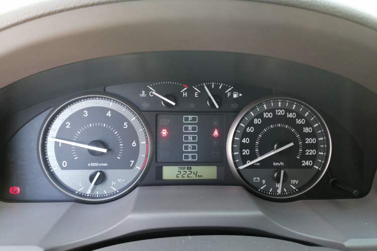 Used Toyota Land Cruiser  Instrument Cluster