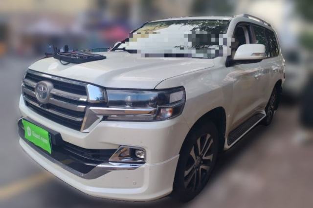 Used Toyota Land Cruiser 2019 Toyota Land Cruiser 4.0, five-seater, gasoline, automatic transmission
