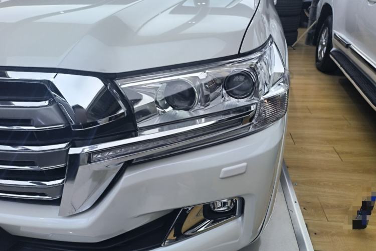 Used Toyota Land Cruiser 2019 4.0L 7-Seater Automatic Transmission Middle East Version Left Front Headlight