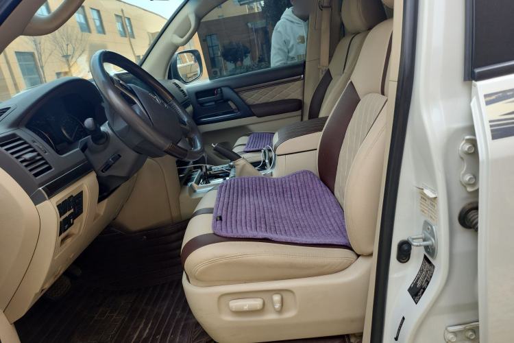 Used Toyota Land Cruiser 2019 4.0L GX-R 7 Seats Parallel Import Left Front Seat
