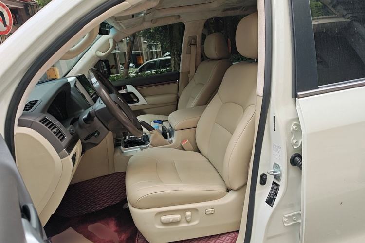 Used Toyota Land Cruiser  Left Front Seat