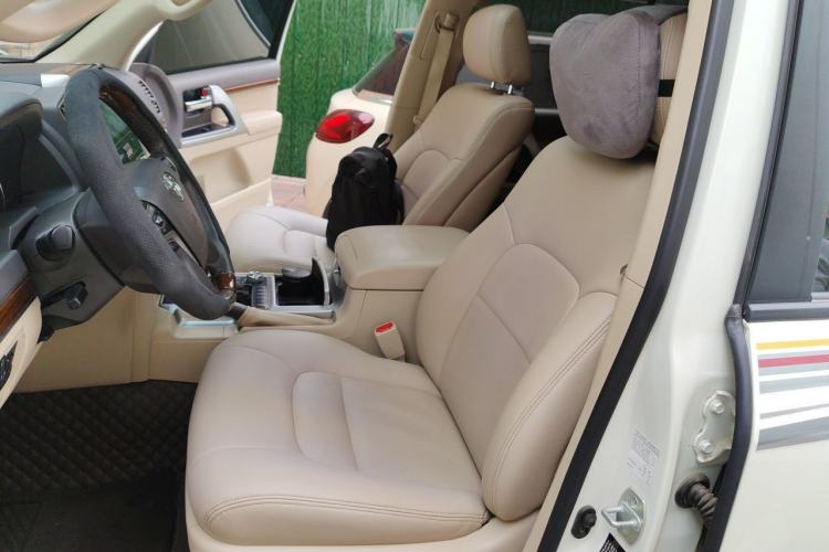 Used Toyota Land Cruiser  Left Front Seat
