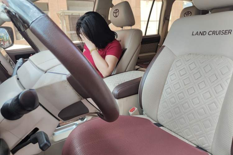 Used Toyota Land Cruiser  Left Front Seat