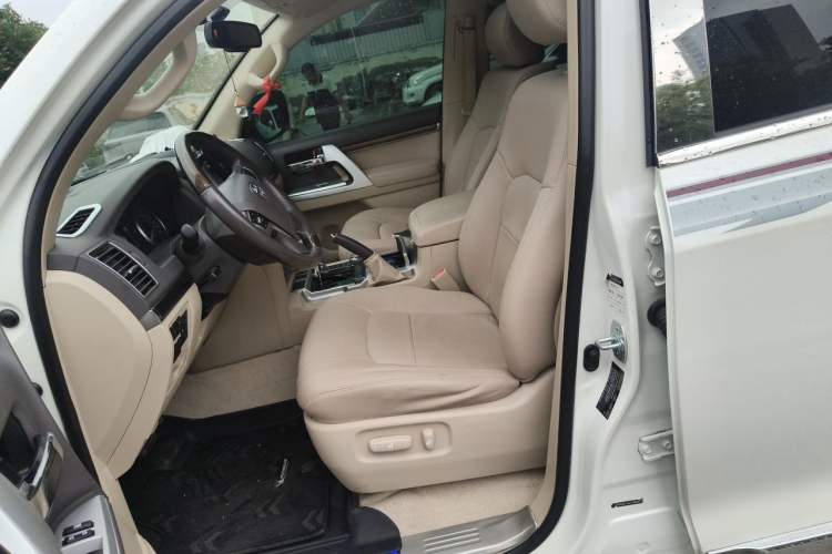 Used Toyota Land Cruiser  Left Front Seat