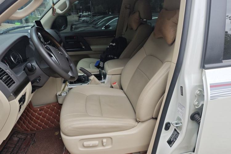 Used Toyota Land Cruiser  Left Front Seat
