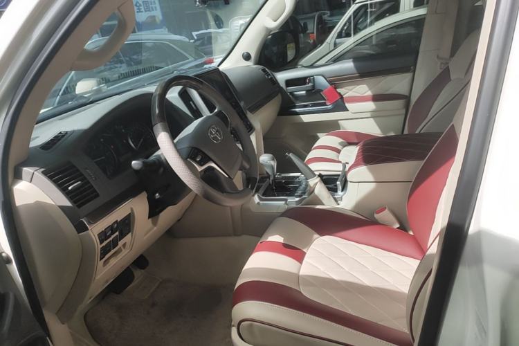 Used Toyota Land Cruiser 2019 4.0L 7-Seater Automatic Transmission Middle East Version Left Front Seat