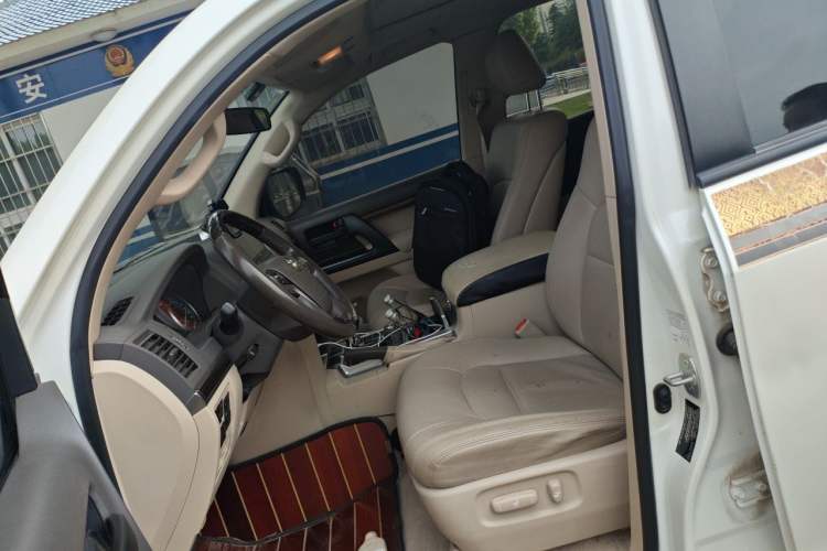 Used Toyota Land Cruiser  Left Front Seat