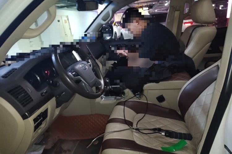 Used Toyota Land Cruiser  Left Front Seat