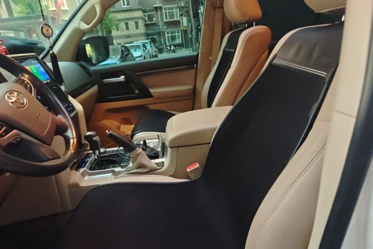 Used Toyota Land Cruiser  Left Front Seat
