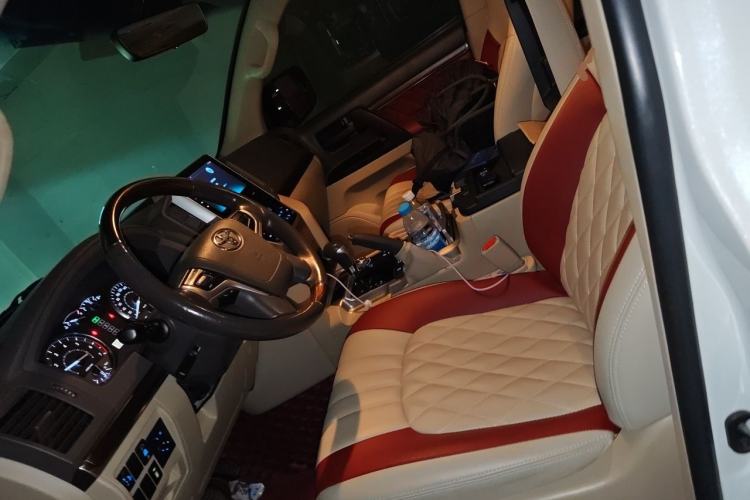Used Toyota Land Cruiser 2019 4.0L 7-Seater Automatic Transmission Middle East Version Left Front Seat