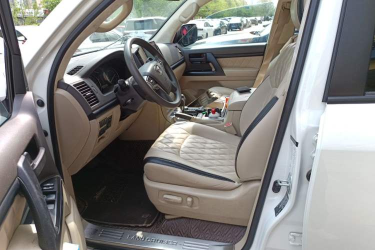 Used Toyota Land Cruiser  Left Front Seat