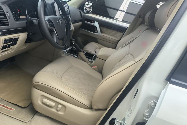 Used Toyota Land Cruiser 2019 4.0L 7-Seater Automatic Transmission Middle East Version Left Front Seat