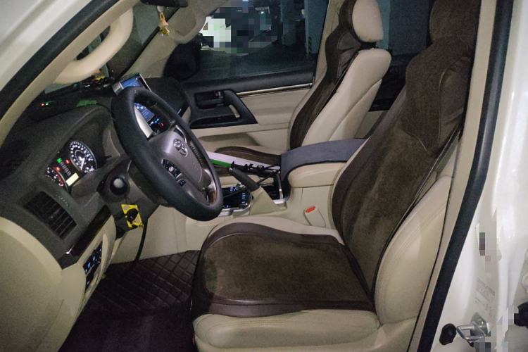 Used Toyota Land Cruiser 2019 4.0L 7-Seater Automatic Transmission Middle East Version Left Front Seat
