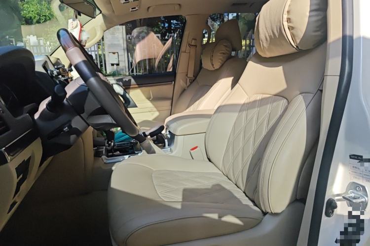 Used Toyota Land Cruiser 2019 4.0L 7-Seater Automatic Transmission Middle East Version Left Front Seat