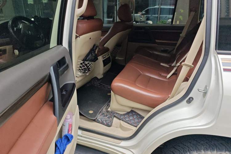 Used Toyota Land Cruiser  Left Rear Seat