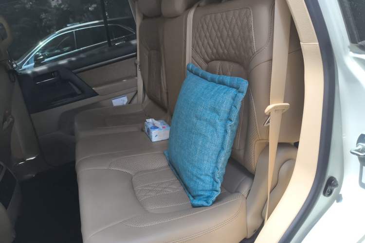 Used Toyota Land Cruiser  Left Rear Seat