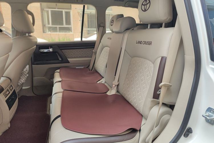 Used Toyota Land Cruiser  Left Rear Seat