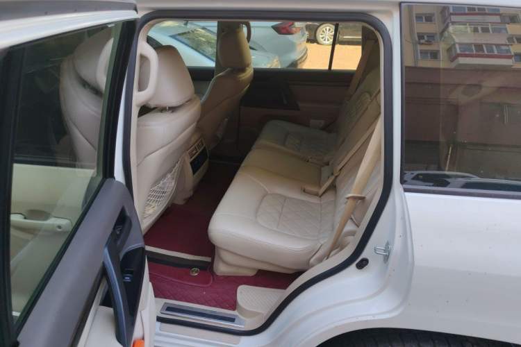 Used Toyota Land Cruiser  Left Rear Seat