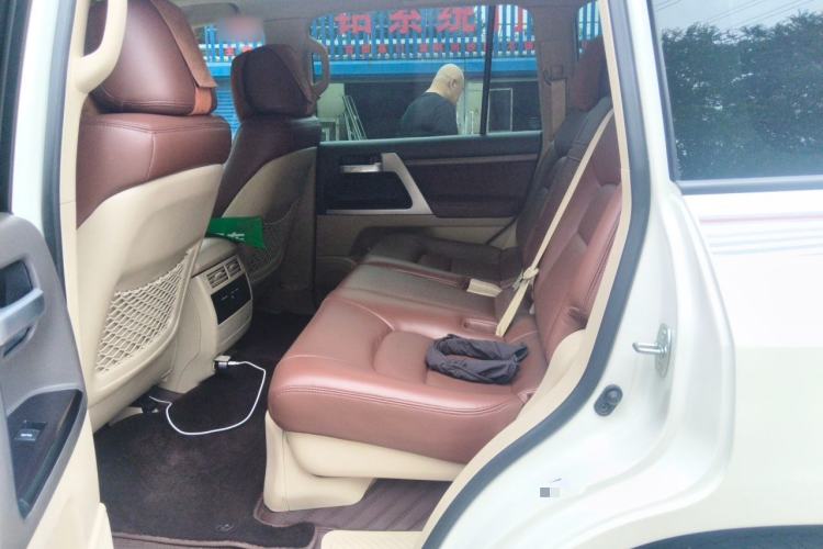 Used Toyota Land Cruiser  Left Rear Seat