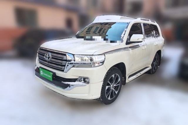 Used Toyota Land Cruiser 2019 4.0L Iron Wheels Refrigerator with Electric Base Basic Version—Middle East