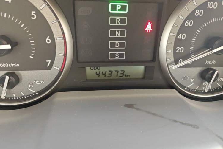 Used Toyota Land Cruiser 2019 4.0L 7-Seater Automatic Transmission Middle East Version Odometer Close Up