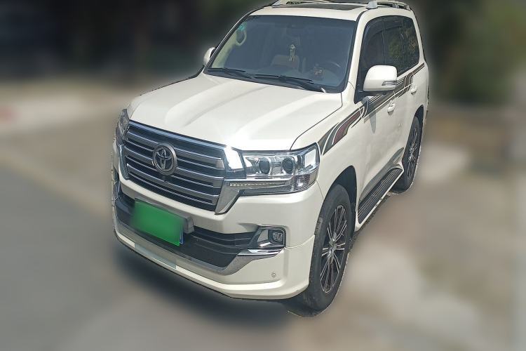 Used Toyota Land Cruiser 2019 4.0L 7-Seater Automatic Transmission Middle East Version Guazi used car, China used car export, Used car for sale, Used  cars, Cheapest cars for sale