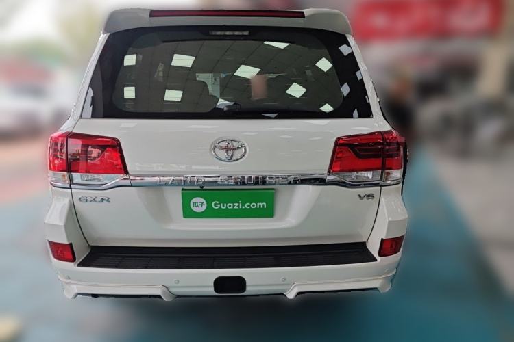 Used Toyota Land Cruiser  Rear