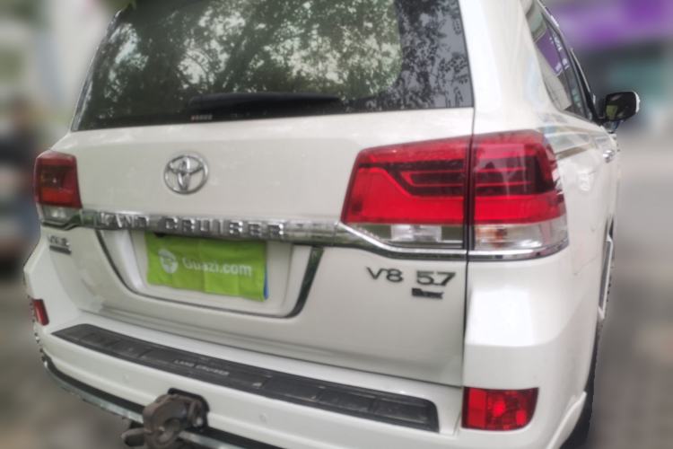 Used Toyota Land Cruiser  Rear